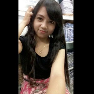 Tri Yulianti profile icon