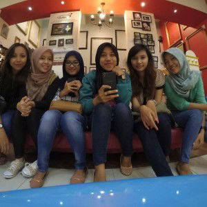 Rizki Cahyaningsih profile icon