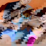 Riza Lina Lawahan profile icon