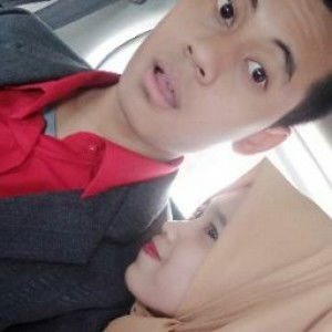 Dewanti Indra profile icon