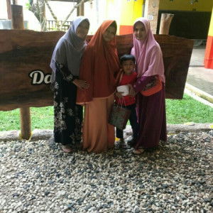 Anni Apriliani profile icon