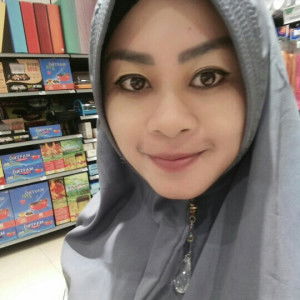 Ervina Resti profile icon