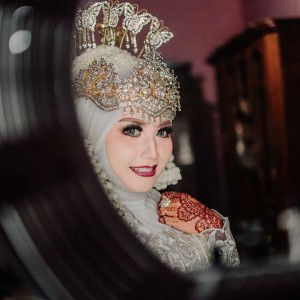 Fitriani As profile icon