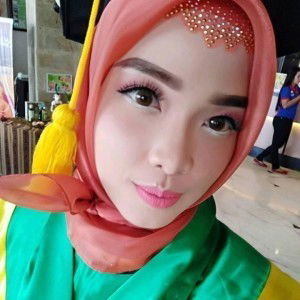 Dhevy Juliana profile icon