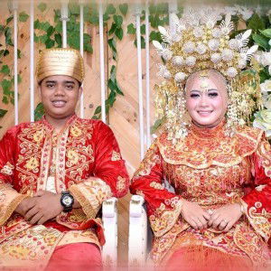 Putri Andriyani profile icon