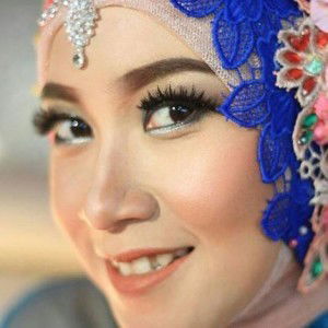 Tri Novita profile icon