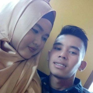 Dini Lestiani profile icon