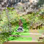 Oom Komariyah profile icon