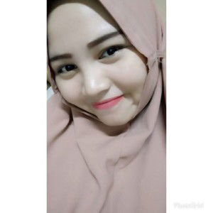 Leny Dwi profile icon