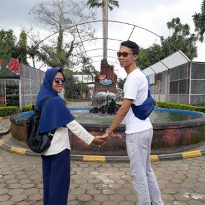 Dara Rahmahani profile icon