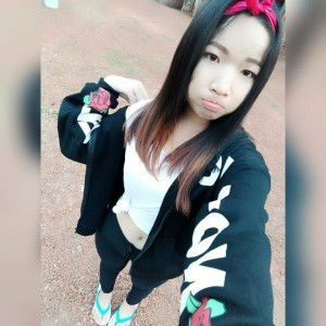 พลอย ชิ profile icon