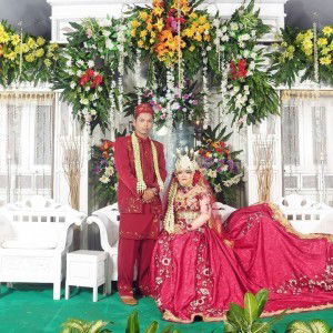 Ria Anggraeni profile icon