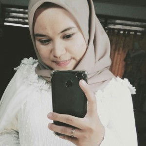 Dina Asmi profile icon