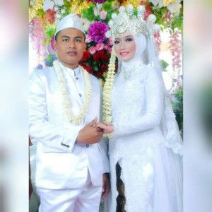 Rika Nuraeni profile icon