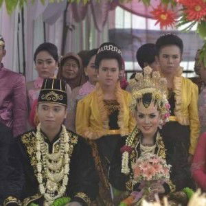 Eka Purwanti profile icon