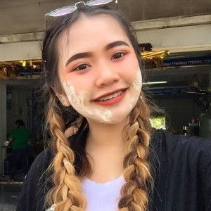 Buachompoo Khamhom profile icon