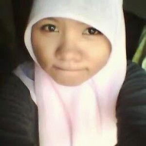 Maulida k profile icon