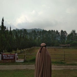 Ummu Hudzaifah profile icon