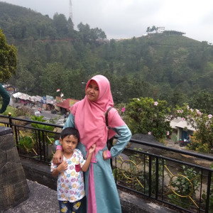 Istianah Fauziah profile icon