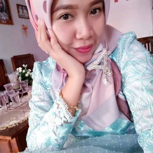 Viviliya Arifin profile icon