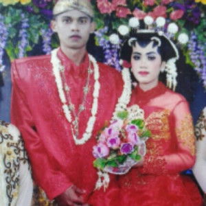 Riya Hermanto profile icon