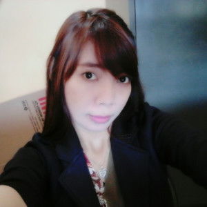 Ratna Sari profile icon