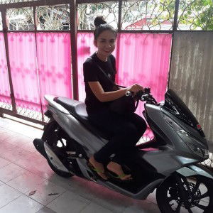 Bee Kuljira profile icon