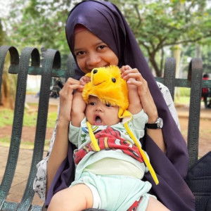 Ade Dwi Lestari profile icon