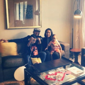 indah avianti profile icon