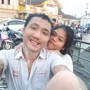 ผึ้งอิ้ก้งงจะให้ทนใรนักหนา าฯ. profile icon