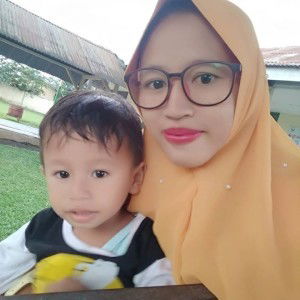 WulLan Sari profile icon