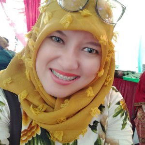 Fitria Sari profile icon