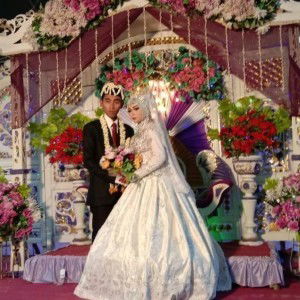 Novi KartikaSari profile icon