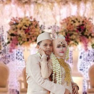 Indah Nurmalasari profile icon