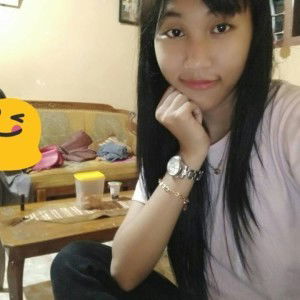 Olip Lip Lip profile icon