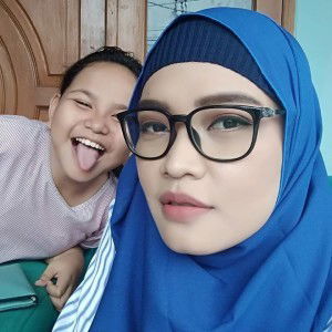 Desy Yuliana profile icon