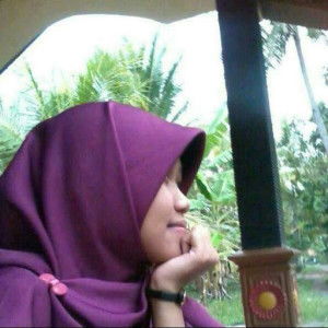 fitri nuryani profile icon