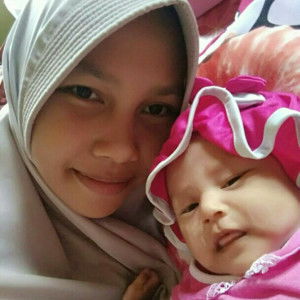 Naila Muna profile icon