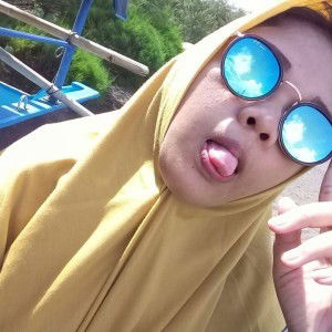 Putri Ermi Riskiyanti profile icon