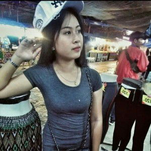 น.ส. เย็นจับใจ'จจ profile icon