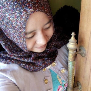 durrotul qomariyah profile icon