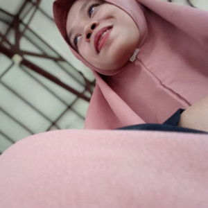 Chusnul Novianti profile icon