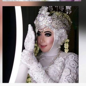 Iyar Wiyarsih profile icon