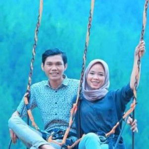 Elyna Sri Dwi Hastuti profile icon