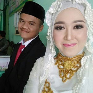 Fitri Yani profile icon