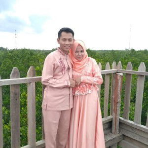 Tati Suryani profile icon