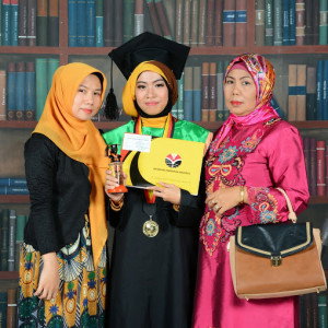 Alitta Noer Ratna Intan profile icon