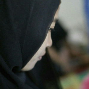 dwi nurwiyanti profile icon