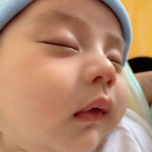 ??平平?? profile icon