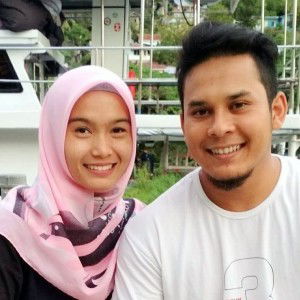 Fhitri Yasnii profile icon